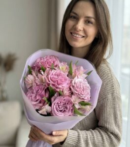 Красивый букет в сиреневом цвете «Весна идет»